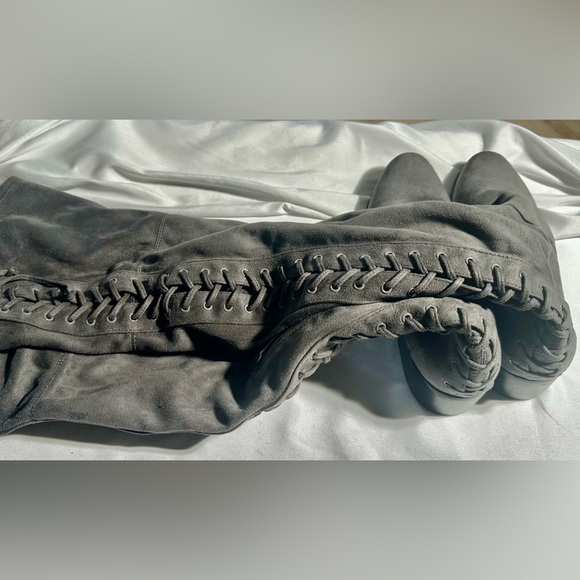 CHARLES BY CHARLES DAVID Gammon Gray Western Over-The-Knee Cowboy Boot Size 8.5 - Picture 2 of 11